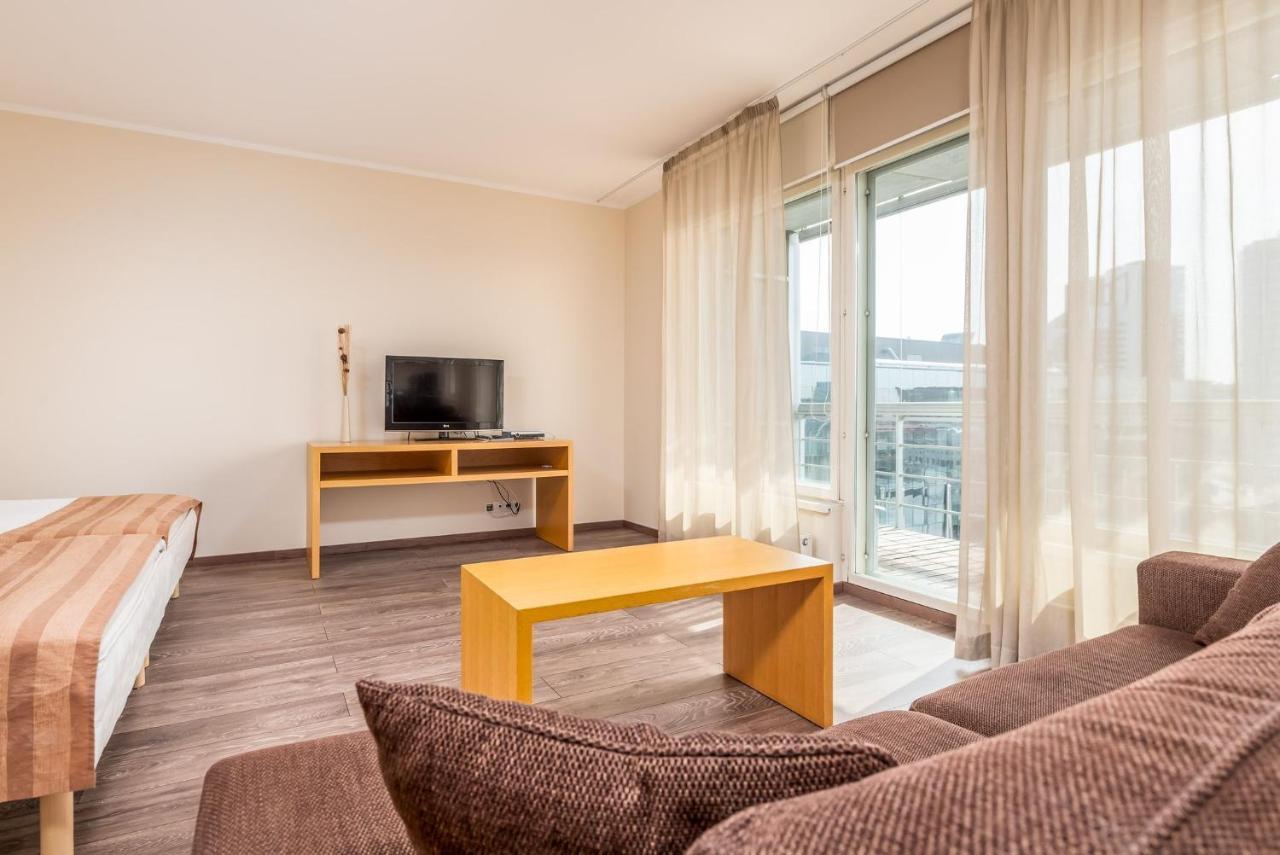 Adelle Viru Keskuses, 9-th Floor Lägenhetshotell Tallinn