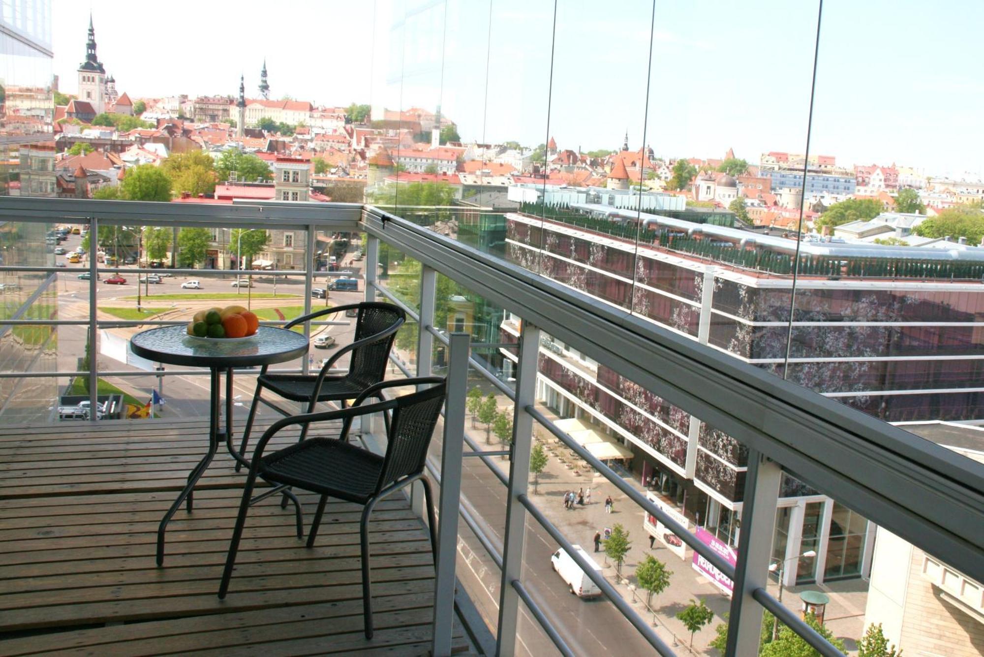 Lägenhetshotell Adelle Viru Keskuses, 9-th Floor Tallinn