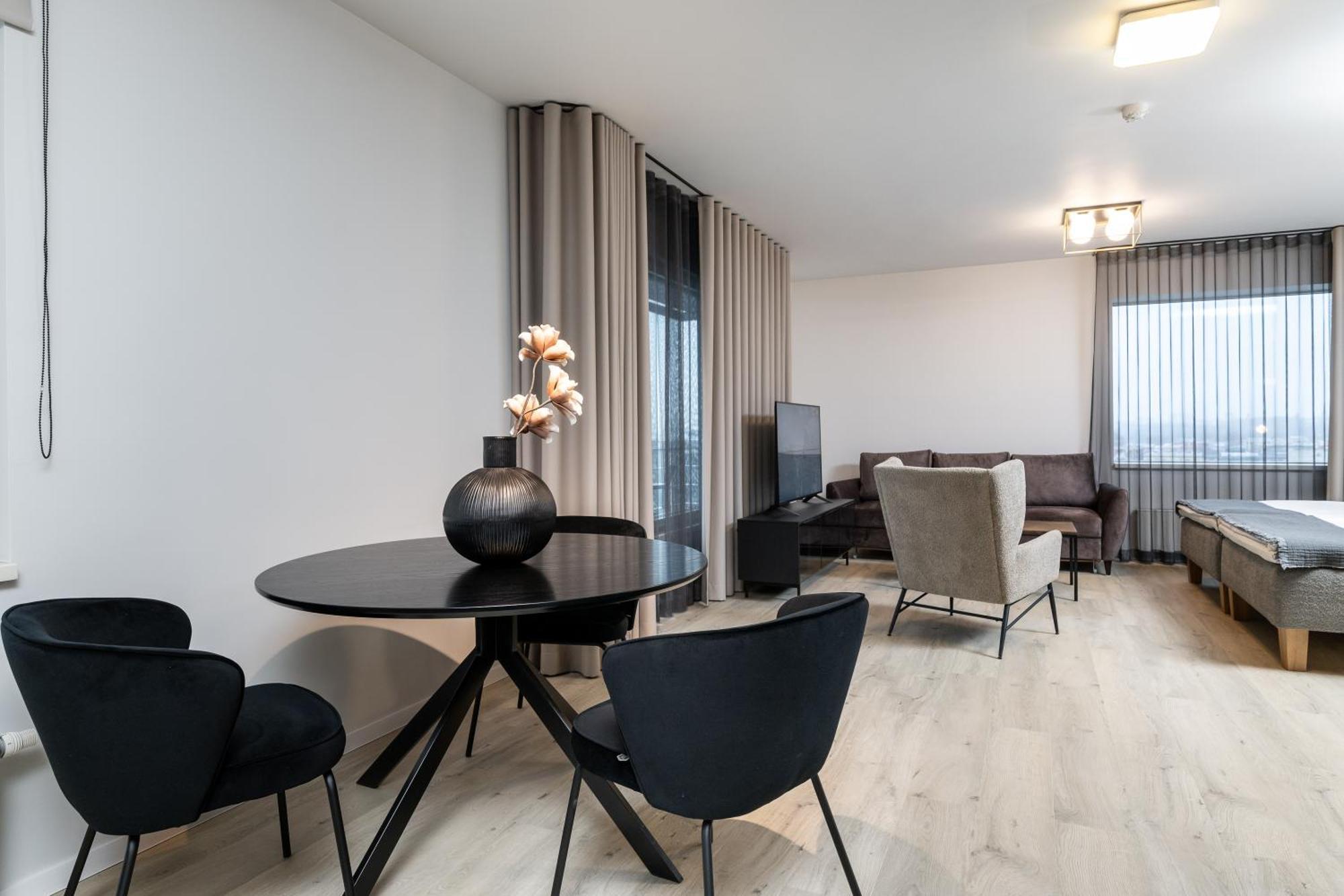 Adelle Viru Keskuses, 9-th Floor Lägenhetshotell Tallinn